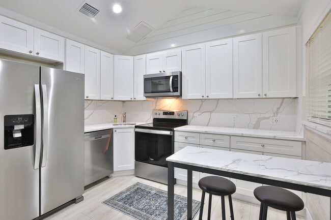 Photo - 1909 Morrill St Unit 1909 Morrill St