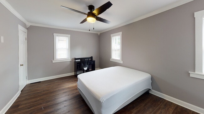 Photo - 124 Lorraine Ave