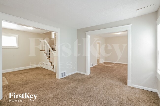 Photo - 1603 Elmwood Ave