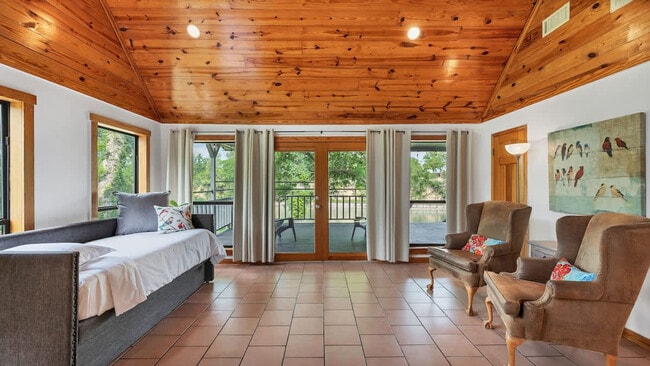 Photo - 302 Shangrila Ln Unidad ID1351226P