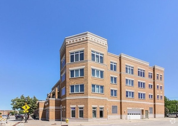 Building Photo - 1 S Lincoln Ave Rental