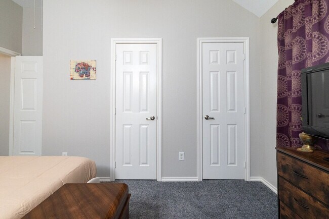 Photo - 8733 Shadow Trace Dr Unit SI ID1575043P