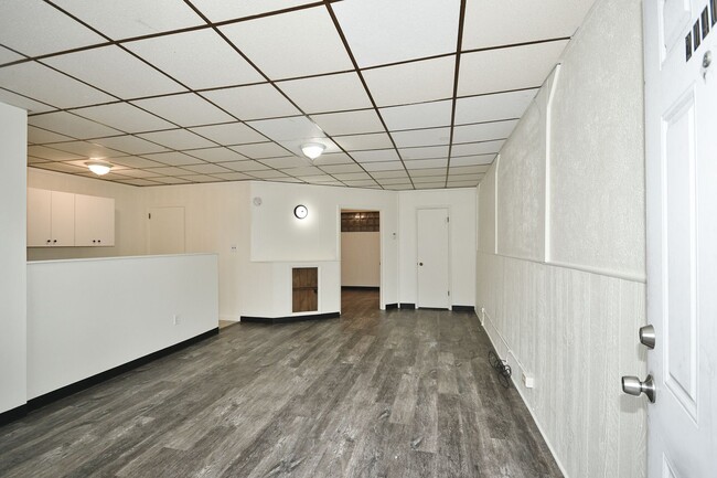 Photo - 2040 Brownsville Rd