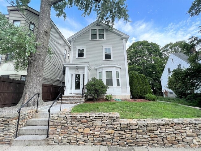 Building Photo - 44 Rockview St Unit 3 Rental