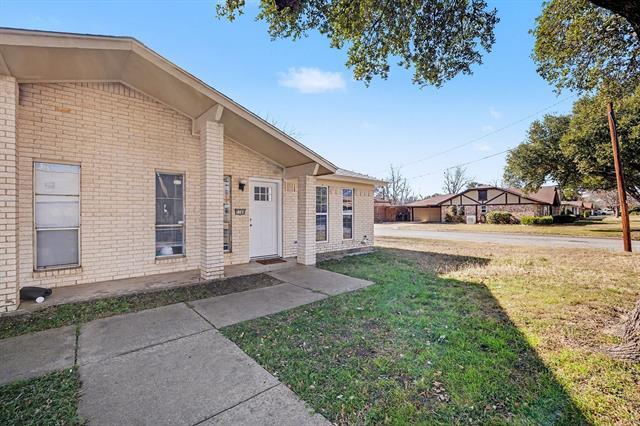 Photo - 7700 Mary Dr