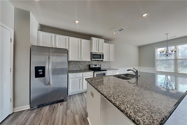 Photo - 2212 Black Pebble Cir