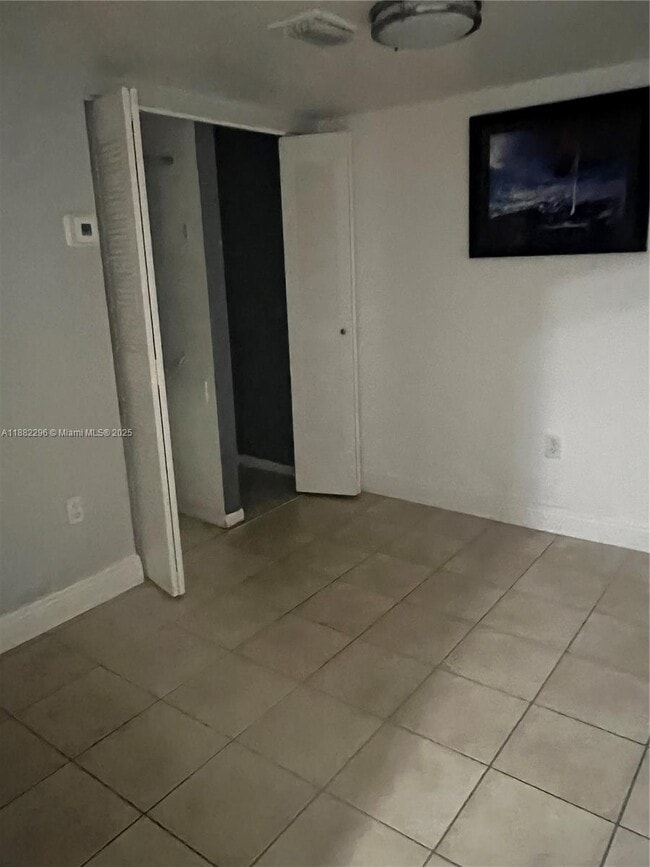 Photo - 7110 NW 179th St Unit 103