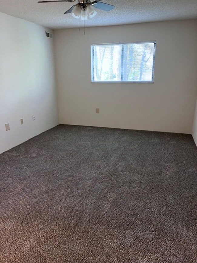 Brandychase Apartments