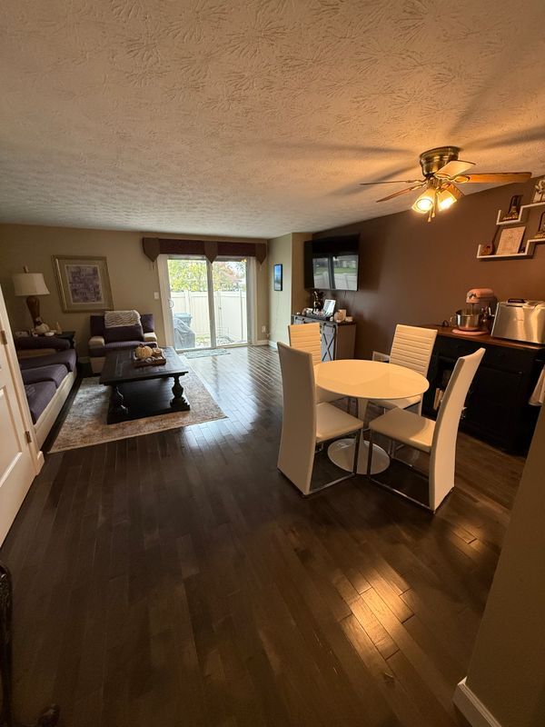 Photo - 443 Lockhaven Ct