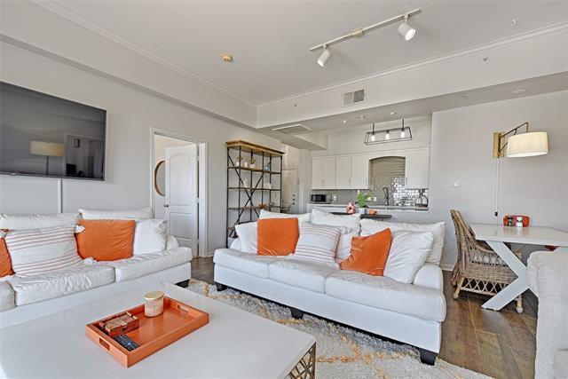 Building Photo - 3225 Turtle Creek Blvd Unit 1408