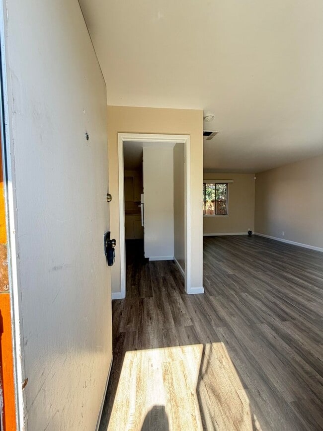 Photo - 544-548 E McKinley Ave. Unit 544 E McKinley