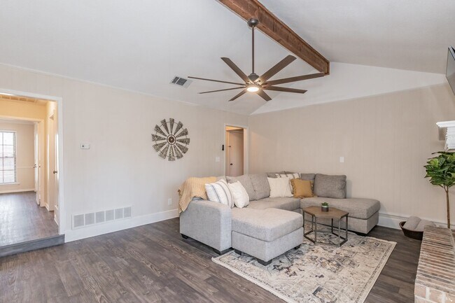 Photo - Fully Furnished 3Bed/2Bath Ranch Home in Keller