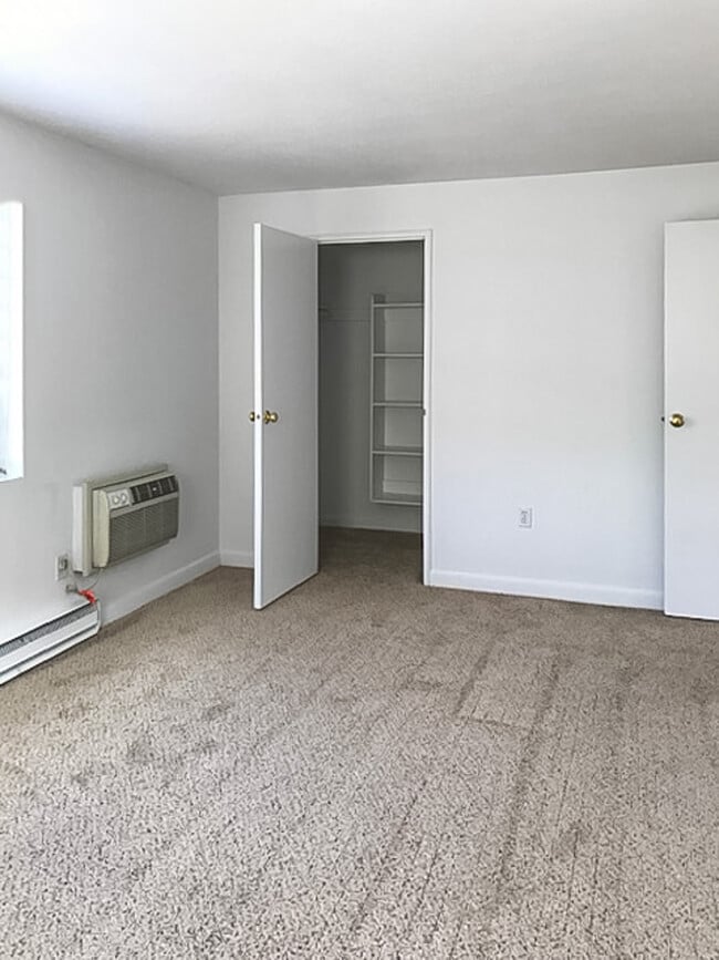 Photo - Elmwood Park