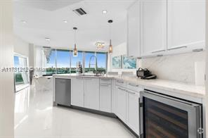 Building Photo - 10295 Collins Ave Unit # 506 Rental