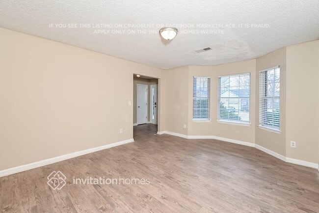 Photo - 624 Granite Trce