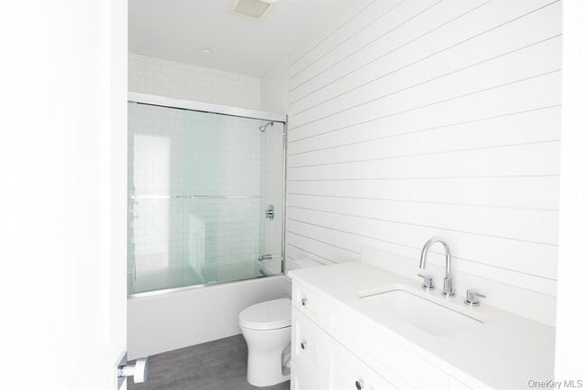 Photo - 123 Sterling Ave Unit 2