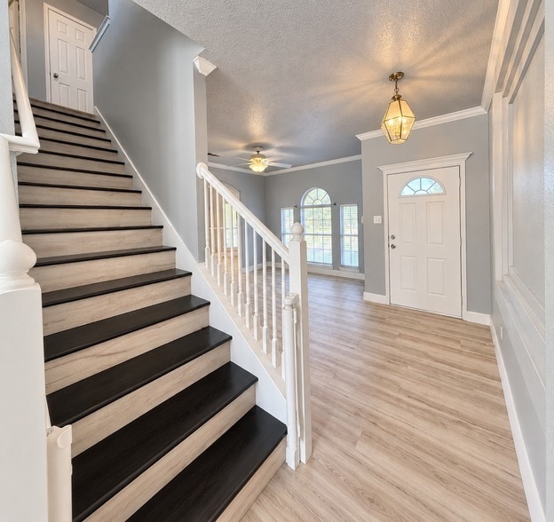 5709 Parkwood Trail