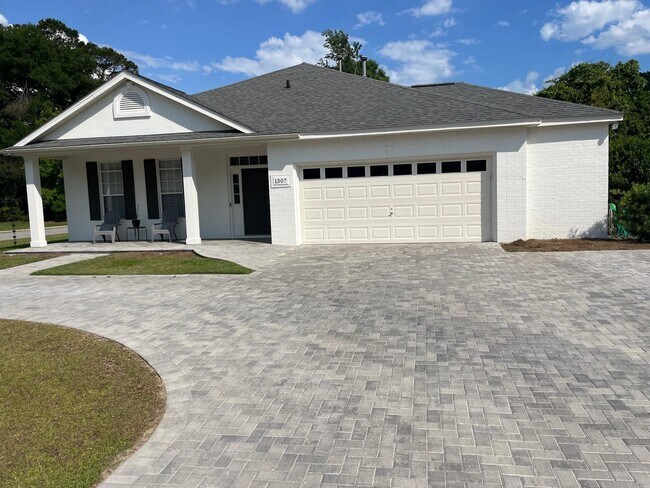 Photo - 1307 Hidden Timbers Pl