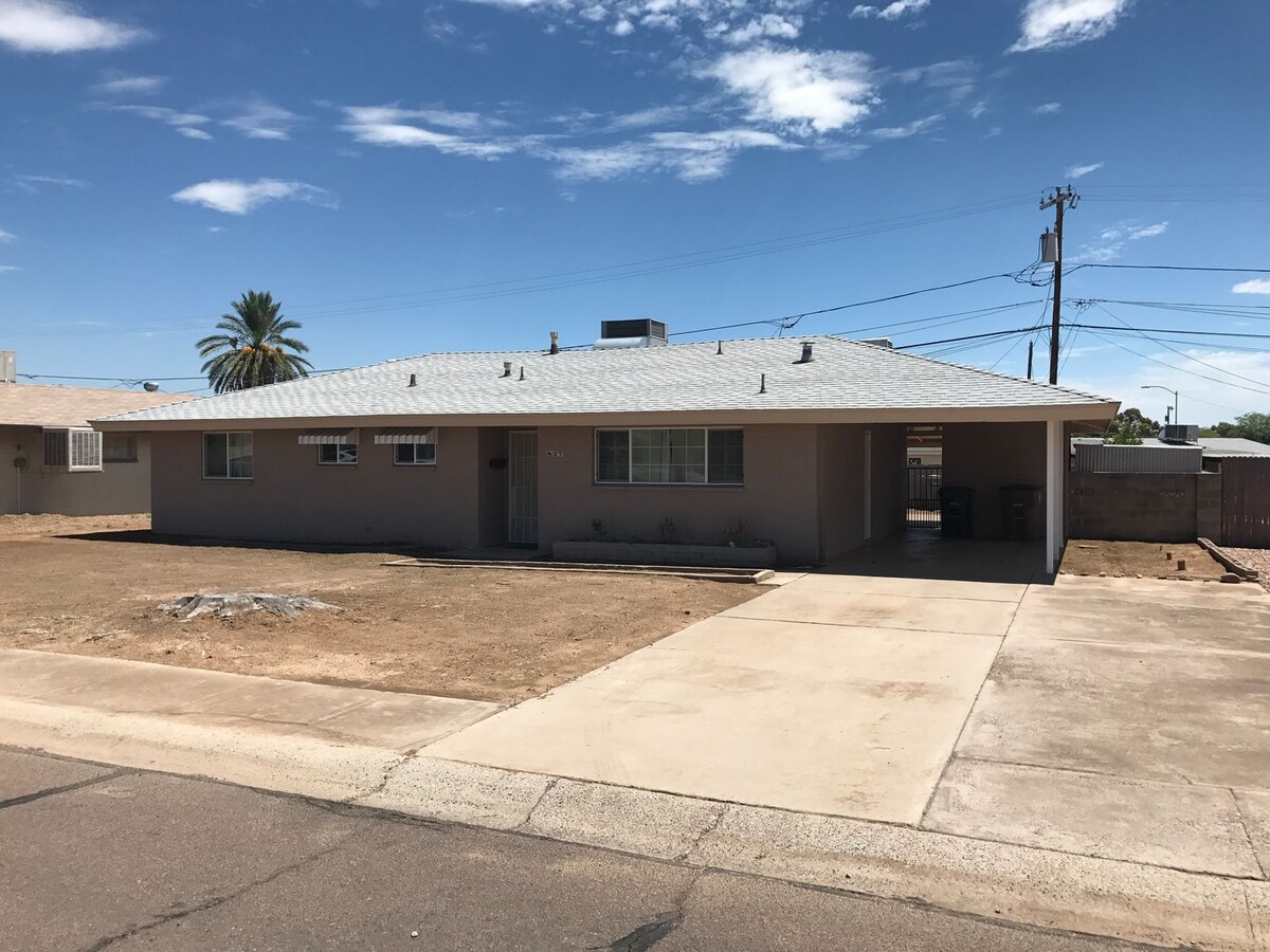 Historic Goodyear 3 bed 2 bath UPDATED Home! - Historic Goodyear 3 bed 2 bath UPDATED Home!