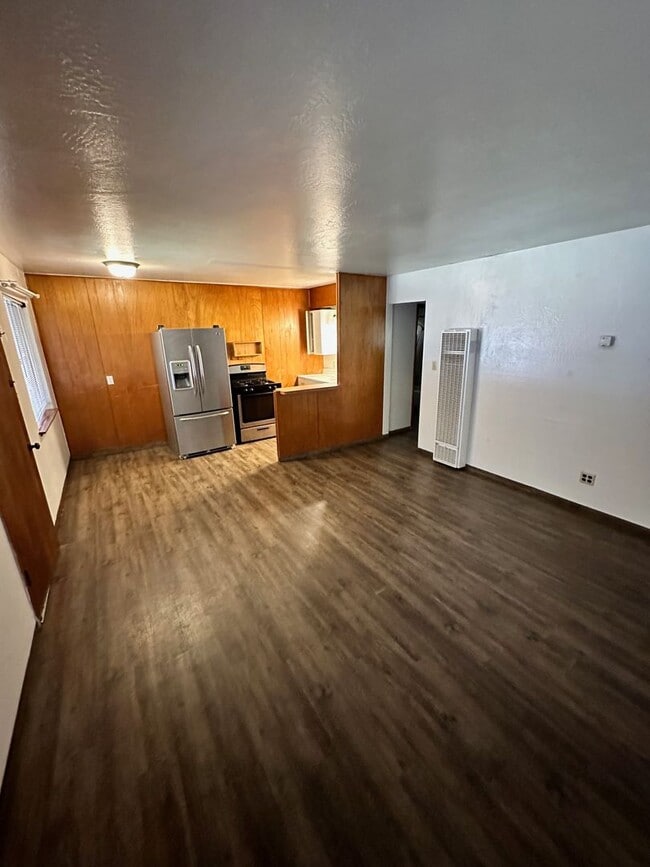 Photo - 1BR Apartment available for a long term, n...