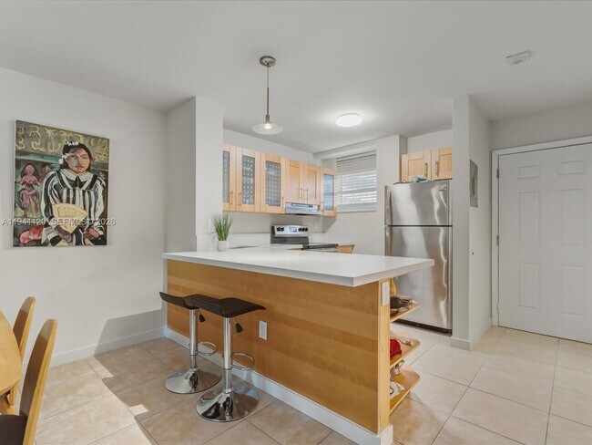 Photo - 1615 West Ave Unit 304