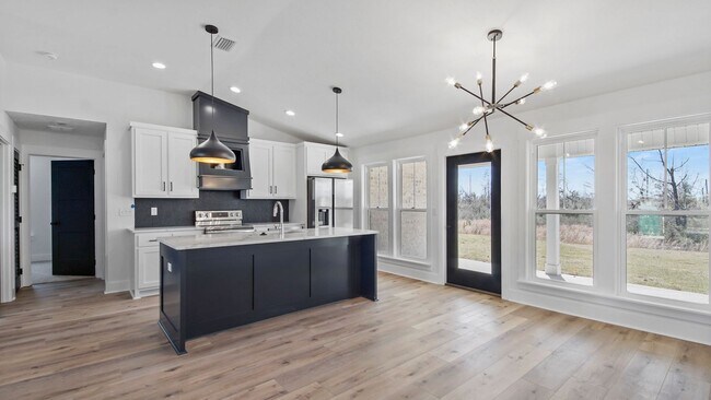 Photo - 4415 Conifer Ln