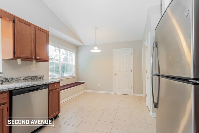 Photo - 3703 Windy Hill Dr SE