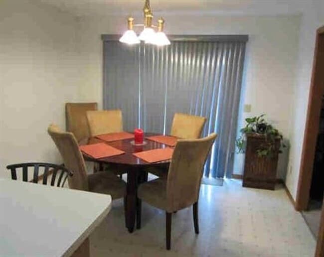 Photo - Punzel Apple Unit 1722