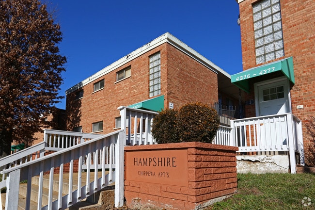 Building Photo - 4375-4409 Chippewa