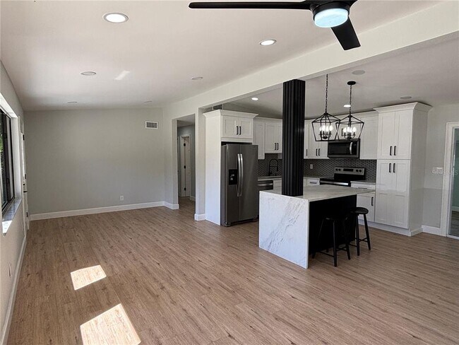 Photo - 3983 Marlin Dr SE