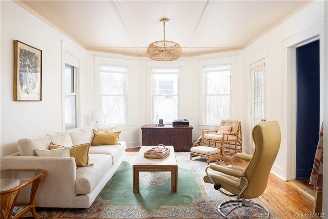 Building Photo - 134 6th St