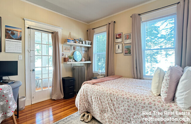 Building Photo - 3 Glenley Ter Unit 3 Rental