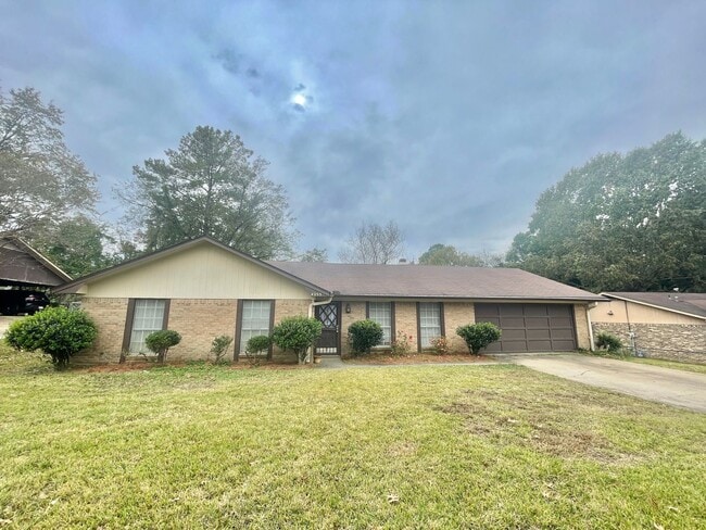 Building Photo - 4253 Will-O-Wood Blvd