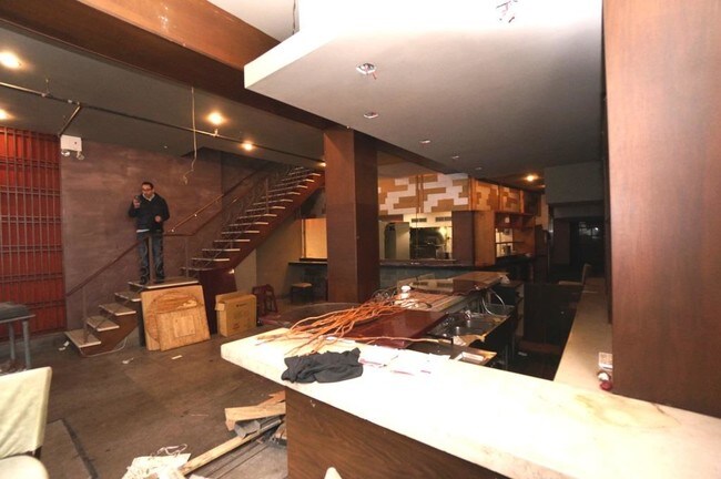 Building Photo - 113-115 E 18th St