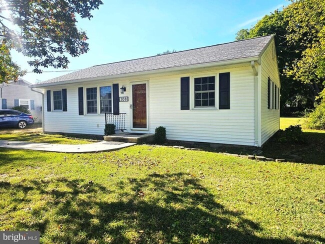 Building Photo - 308 Carey Ave