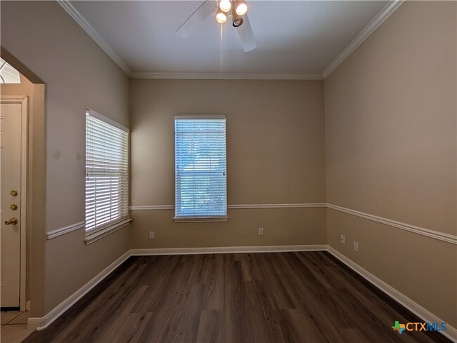 947 River Rock