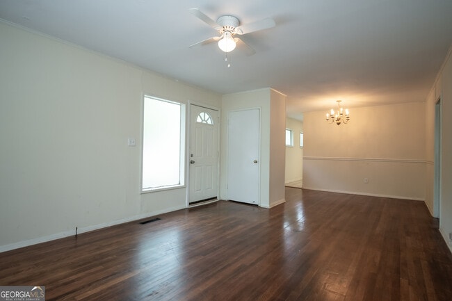 Photo - 175 Habersham Way