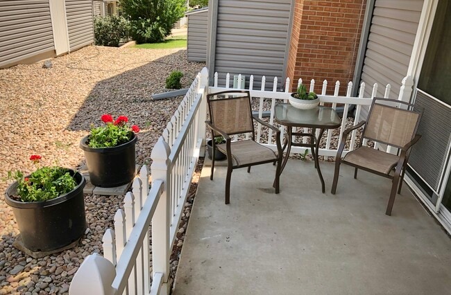 Photo - 3349 S Monaco Pky Unit B