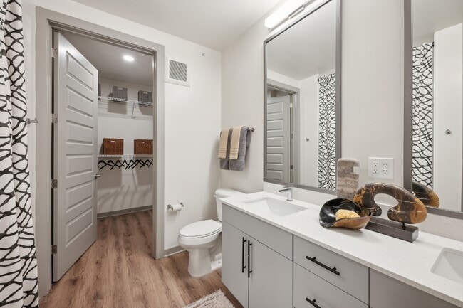 Aura Fifty4