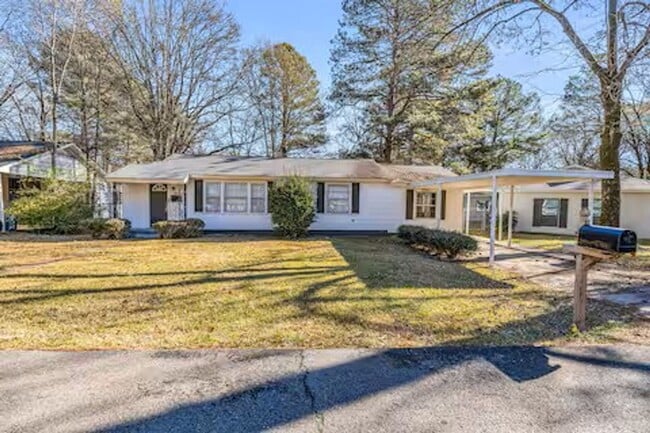 Photo - Charming 3BR Near Mississippi State – Great Location!