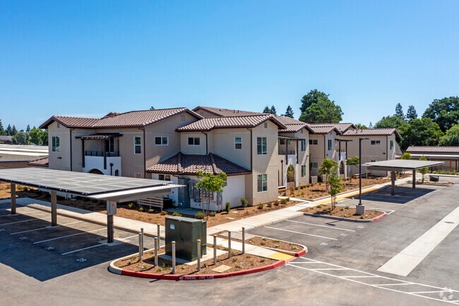 Photo - Solivita Commons