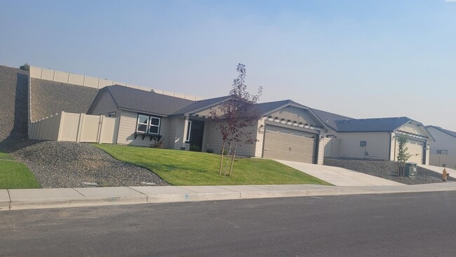 Building Photo - 7260 W 25th Ave Rental