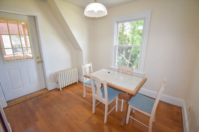 Photo - 413-415 W Main St. Unit 415B
