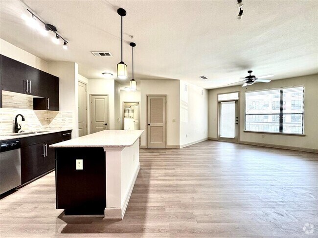 Building Photo - 3788 Richmond Ave. Unit 1268 Rental