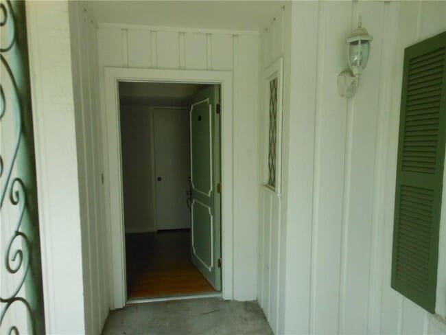 Photo - 2516 Enfield Rd Unit 202