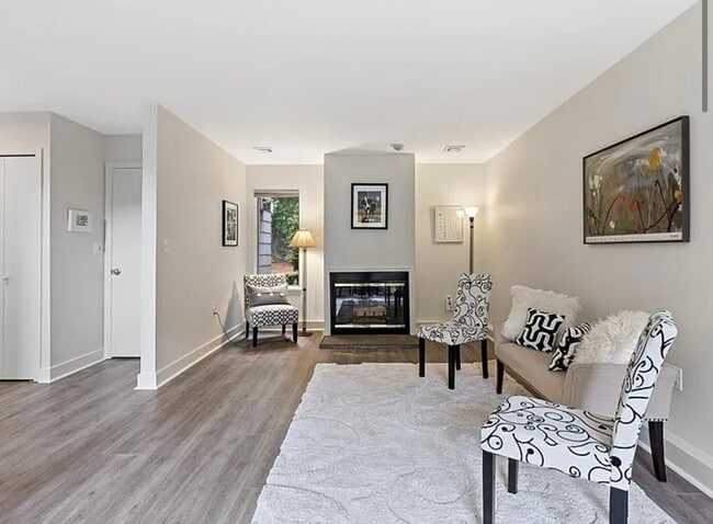 Photo - 171 Swanton St