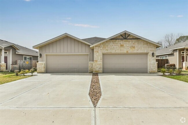 Building Photo - 9792 Grosbeak Ln Rental