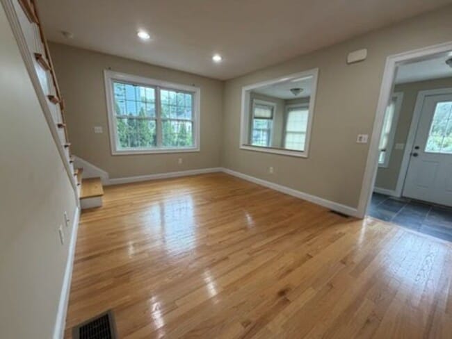 42 McKinley St