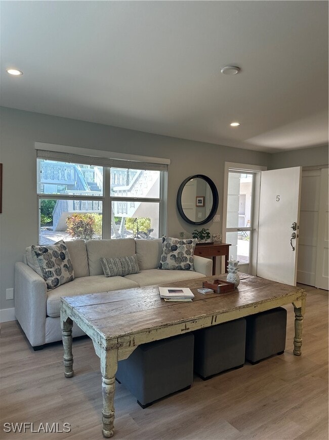 Photo - 780 10th Ave S Unidad 5