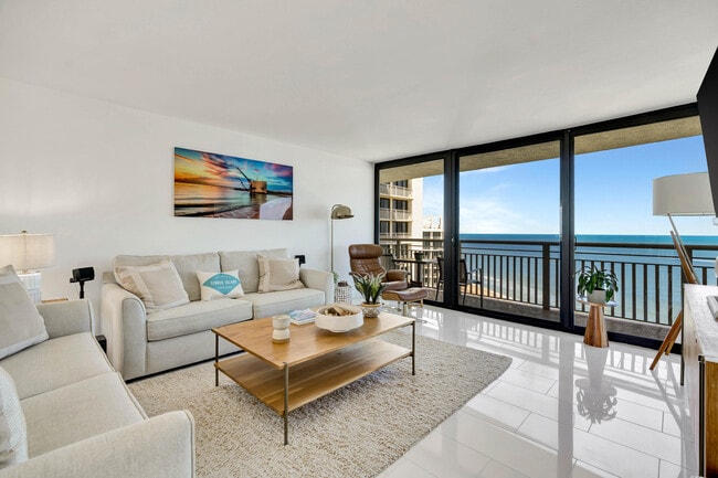 Building Photo - 3000 N Ocean Dr Unit 24f